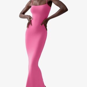 Pink ribbed maxi dress